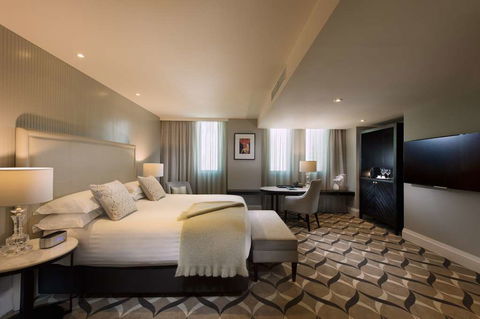 Mayfair Hotel - New Castle Holiday 8