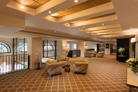 Mayfair Hotel - New Castle Holiday 10