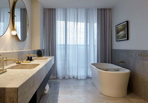 Eos By SkyCity - New Castle Holiday 3