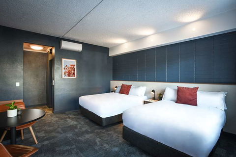HotelMOTEL - New Castle Holiday 2