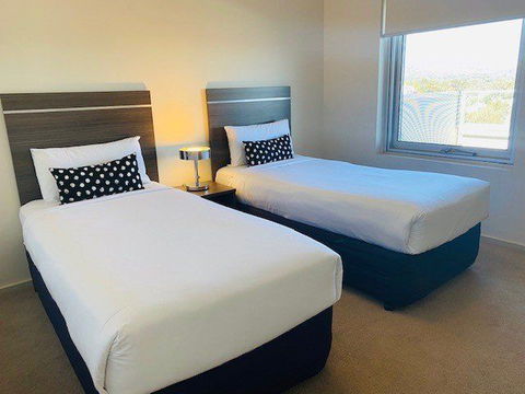 Hume Serviced Apartments - New Castle Holiday 12