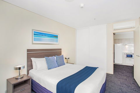 Hume Serviced Apartments - New Castle Holiday 13