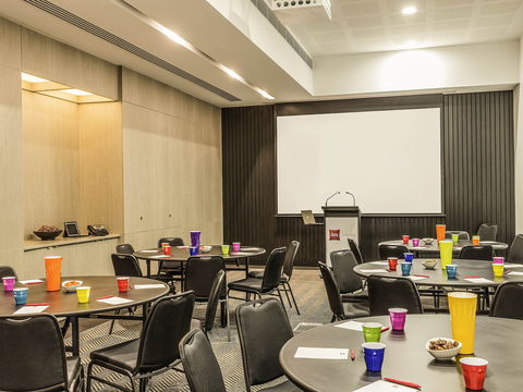 Ibis Adelaide - New Castle Holiday 8