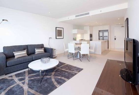 Peppers Broadbeach - New Castle Holiday 5