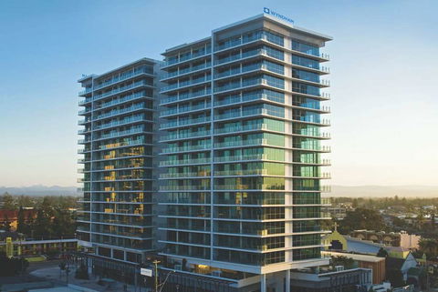 Wyndham Surfers Paradise Resort - New Castle Holiday 2