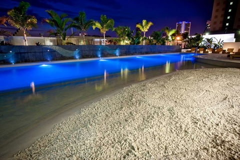 Wyndham Surfers Paradise Resort - New Castle Holiday 11