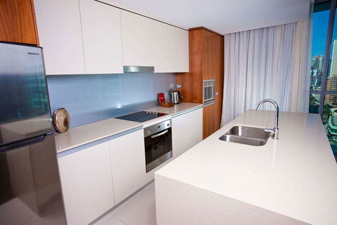 Wyndham Surfers Paradise Resort - New Castle Holiday 16