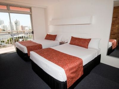 Islander Resort Hotel - New Castle Holiday 6