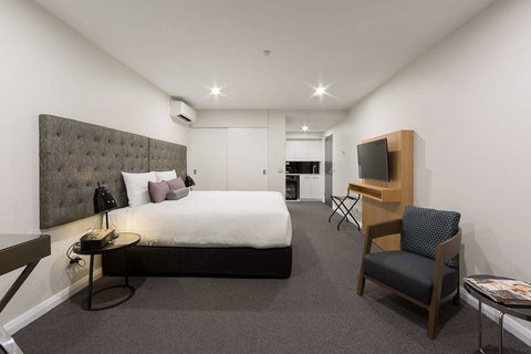 Avenue Hotel Canberra - New Castle Holiday 4
