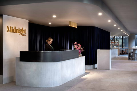 Midnight Hotel, Autograph Collection - New Castle Holiday 2