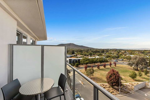 Adina Serviced Apts Canberra Dickson - New Castle Holiday 8