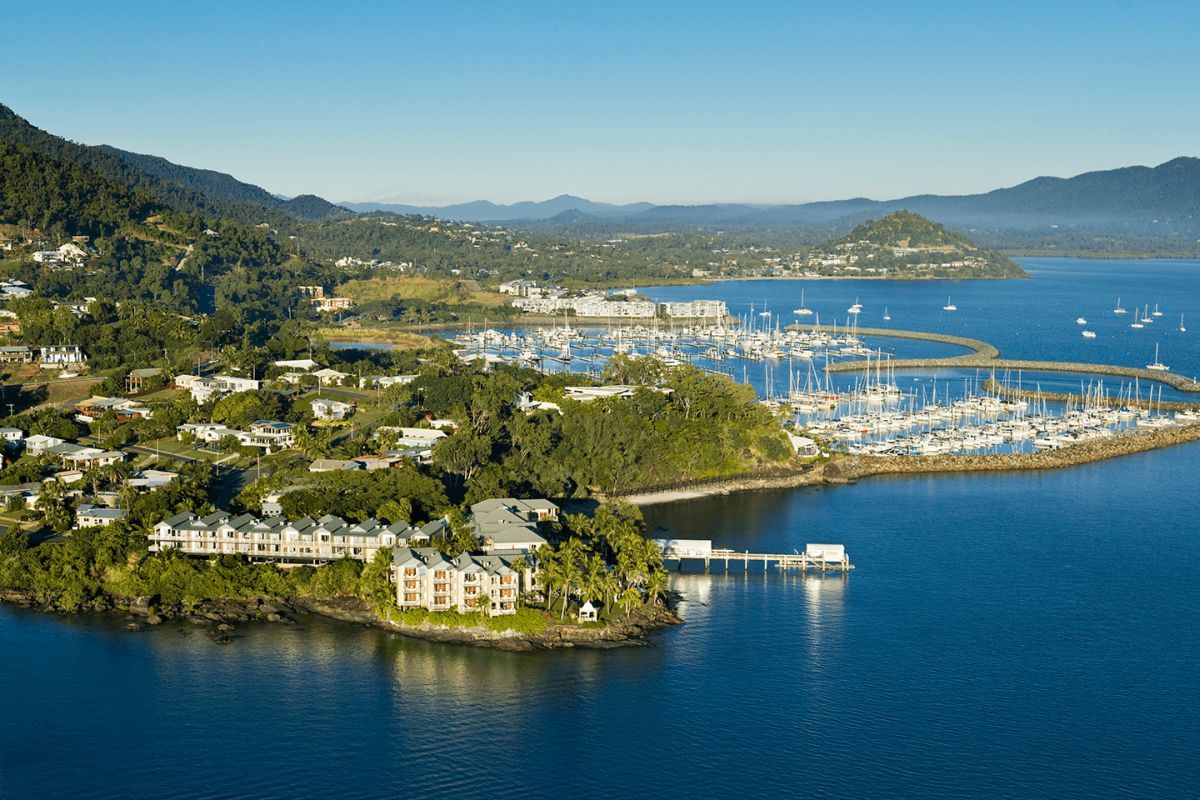 Jubilee Pocket QLD New Castle Holiday