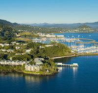 Coral Sea Resort - New Castle Holiday