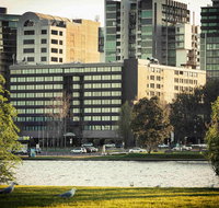 Mercure Melbourne Albert Park - New Castle Holiday