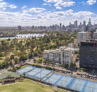 View Melbourne - New Castle Holiday