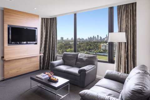 View Melbourne - New Castle Holiday 7