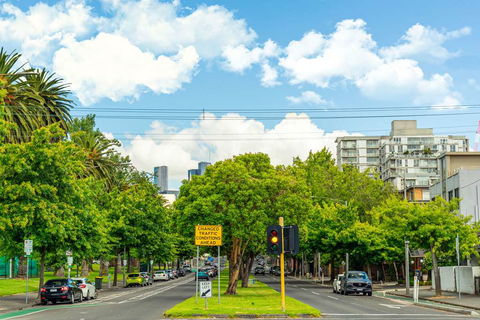 Comfort Hotel East Melbourne - New Castle Holiday 1