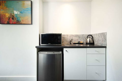 Comfort Hotel East Melbourne - New Castle Holiday 13