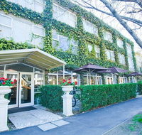 Punt Road Apartment Hotel - New Castle Holiday
