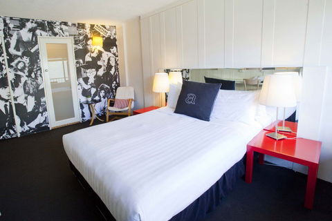 Punt Road Apartment Hotel - New Castle Holiday 1