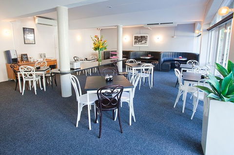 Punt Road Apartment Hotel - New Castle Holiday 2