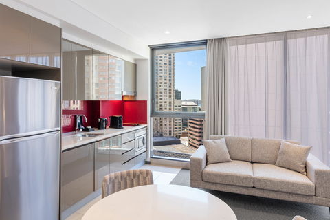 Meriton Suites Campbell Street - New Castle Holiday 4