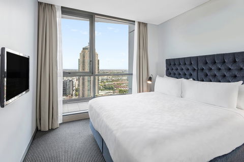 Meriton Suites Campbell Street - New Castle Holiday 8