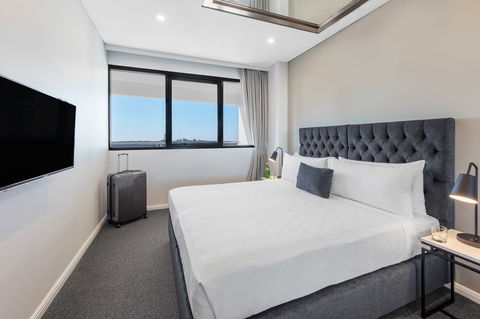 Meriton Suites Kent Street - New Castle Holiday 5