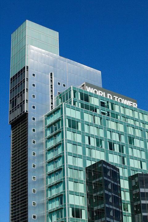 Meriton Suites World Tower - New Castle Holiday 0