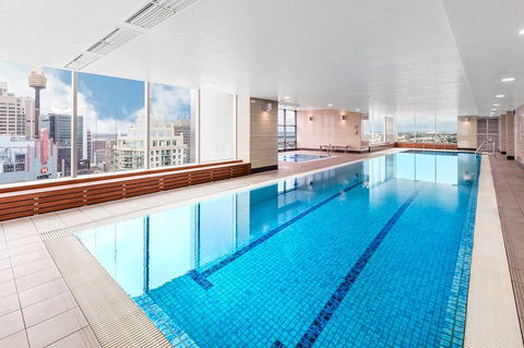 Meriton Suites World Tower - New Castle Holiday 3
