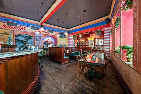 Hotel Harry, an Ascend Hotel - New Castle Holiday 14