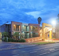 Aurora Alice Springs - New Castle Holiday