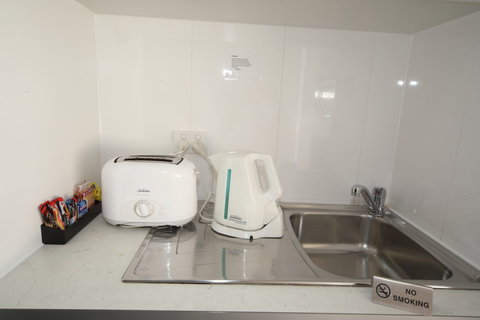 Route 66 Motor Inn - New Castle Holiday 12