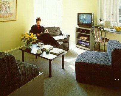 Albert Heights Service Apts - New Castle Holiday 3