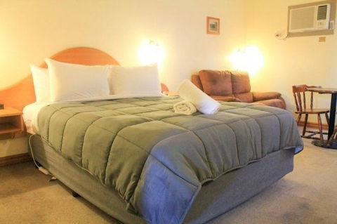St Georges Motor Inn - New Castle Holiday 6