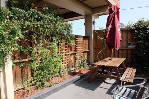 St Georges Motor Inn - New Castle Holiday 16