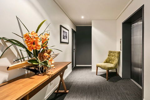 Quest Jolimont - New Castle Holiday 1