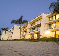 Noosa Harbour Resort - New Castle Holiday