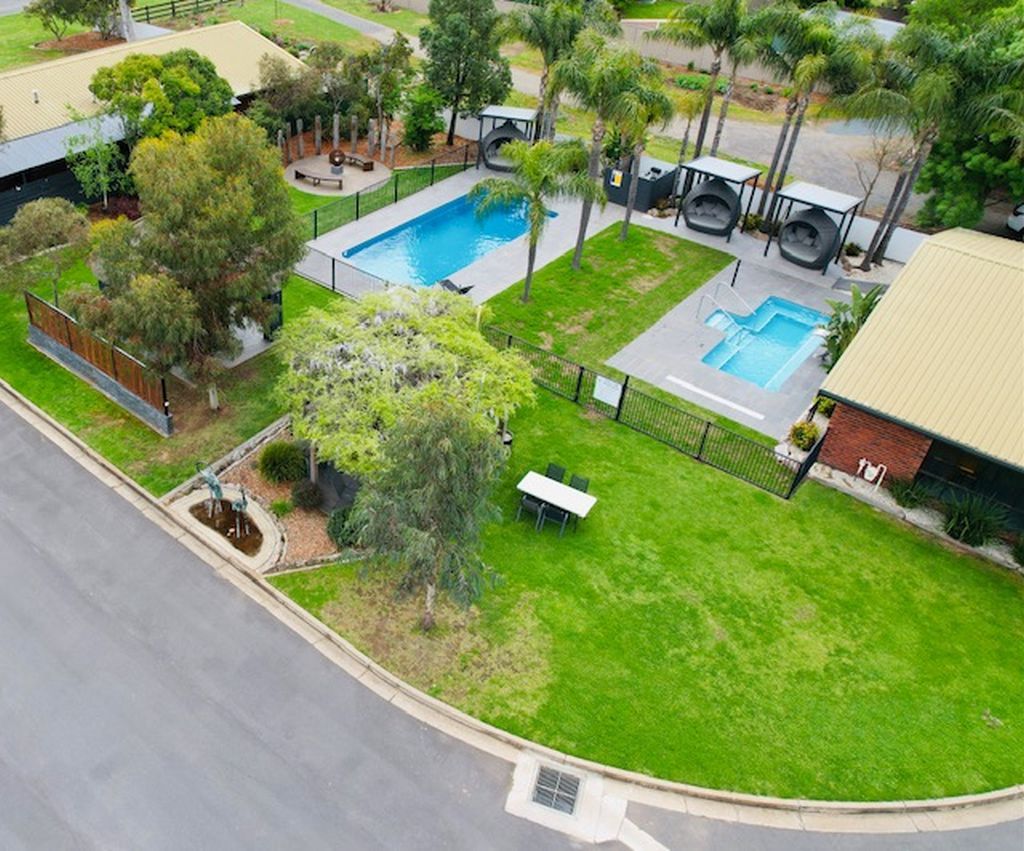 Oaklands NSW New Castle Holiday