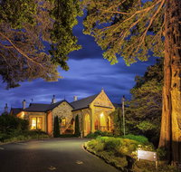 Mount Lofty House - New Castle Holiday
