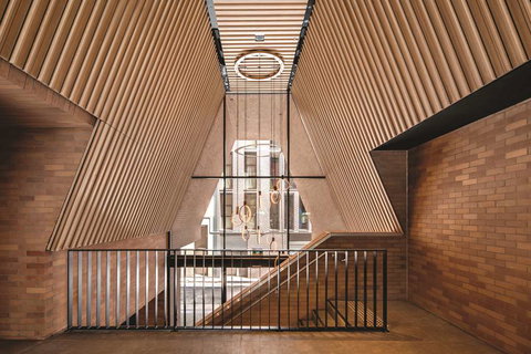 Vibe Hotel Sydney Darling Harbour - New Castle Holiday 2