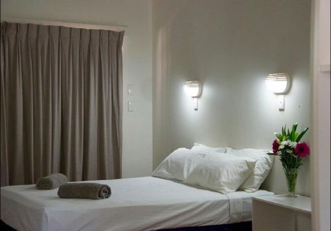 Roebuck Bay Hotel - New Castle Holiday 1