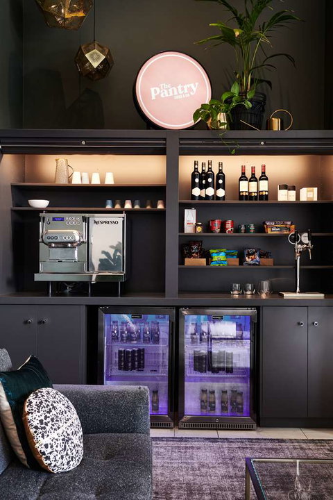 Punthill Ivanhoe Hotel - New Castle Holiday 1