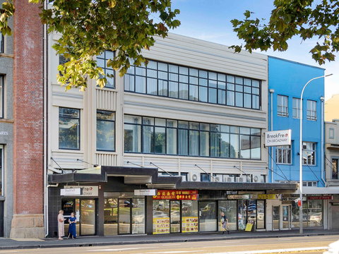 Breakfree on Broadway Sydney - New Castle Holiday 0