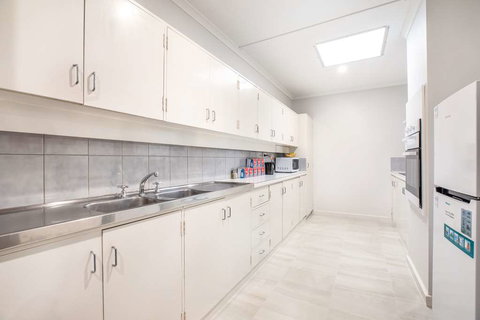 Nightcap at Coolaroo Hotel - New Castle Holiday 1