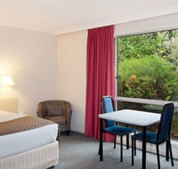 Hotel Ringwood Lake - New Castle Holiday
