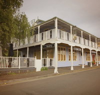 Mole Creek Guest House - New Castle Holiday