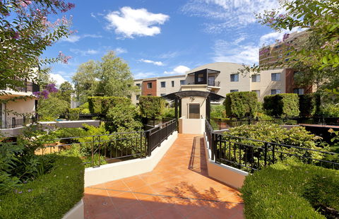 Astra Apartments The Griffin - New Castle Holiday 1