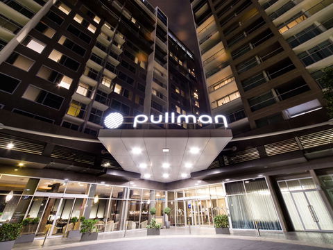 Pullman Adelaide - New Castle Holiday 0