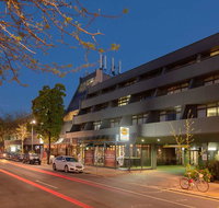 Comfort Hotel Adelaide Meridien - New Castle Holiday